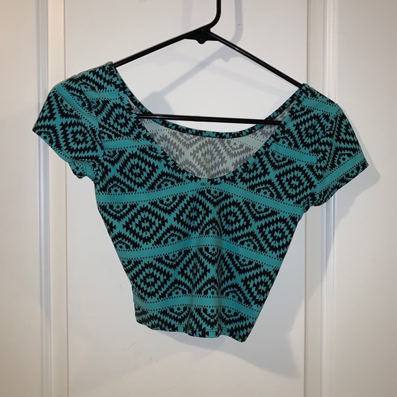 J&K turquoise crop top - Picture 2 of 2